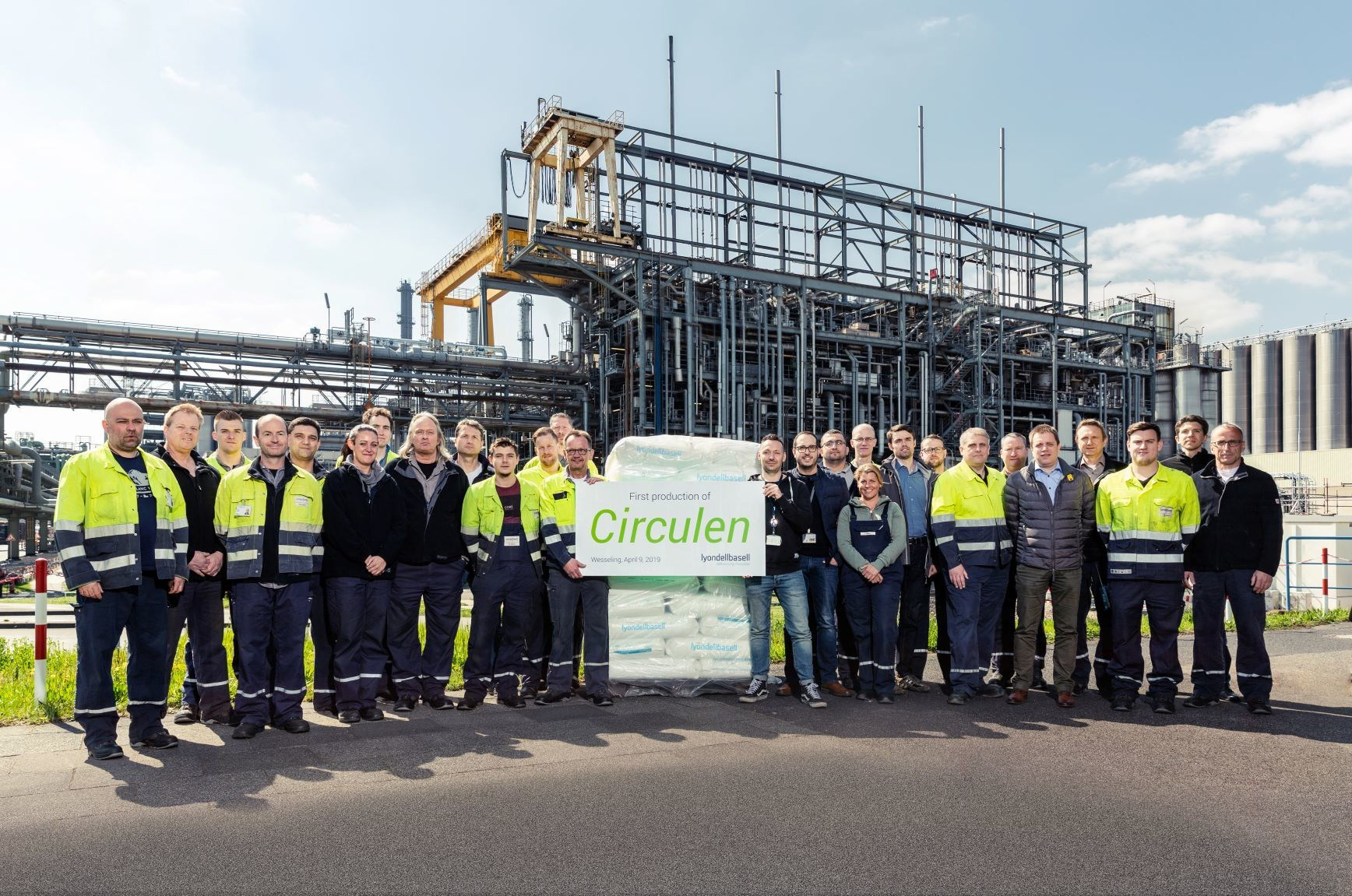 LyondellBasell has established a molecular recycling pilot plant in Ferrara, Italy, which is processing household plastic waste at a rate of five-to-10 kg an hour. © INDA.