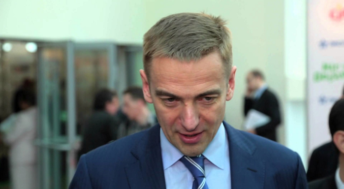 Viktor Evtukhov, Russia’s Deputy Minister of Industry and Trade, which oversees development of technical textile and nonwovens industry in Russian government. 