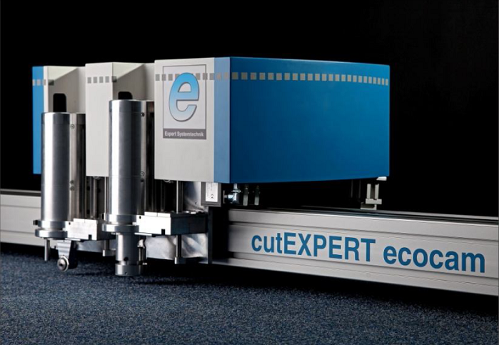 Cutexpert ecocam, CNC- knife cutter for low-layer cutting provided with new tools. © Texprocess/ Expert Systemtechnik