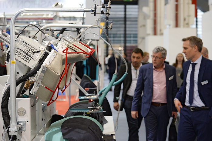One of the top subjects at Texprocess was Industry 4.0, the fully-automatic, digitalised and decentralised production. © Messe Frankfurt Exhibition GmbH / Pietro Sutera