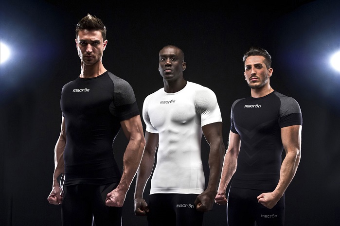 The performance of the new fabrics convinced important international football and rugby clubs, whose players will be wearing the new Macron underwear line with Q-Skin by Fulgar for the season 2015-2016. © Macron/Fulgar  