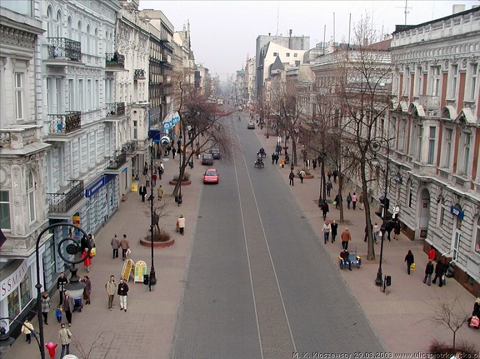 Łódź's Piotrkowska street. © Wikcommons by Konrad Kłoszewski