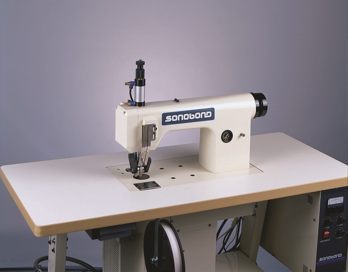SeamMaster High Profile Ultrasonic Sewing Machine. © Sonobond