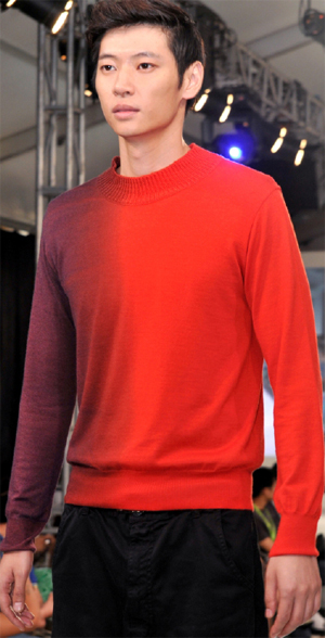 Mens fine gauge seamless sweater, knitted on Santoni's SM6 RIB2