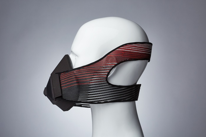 Modla created an entirely new Reebok Flexweave altitude training mask. © Reebok