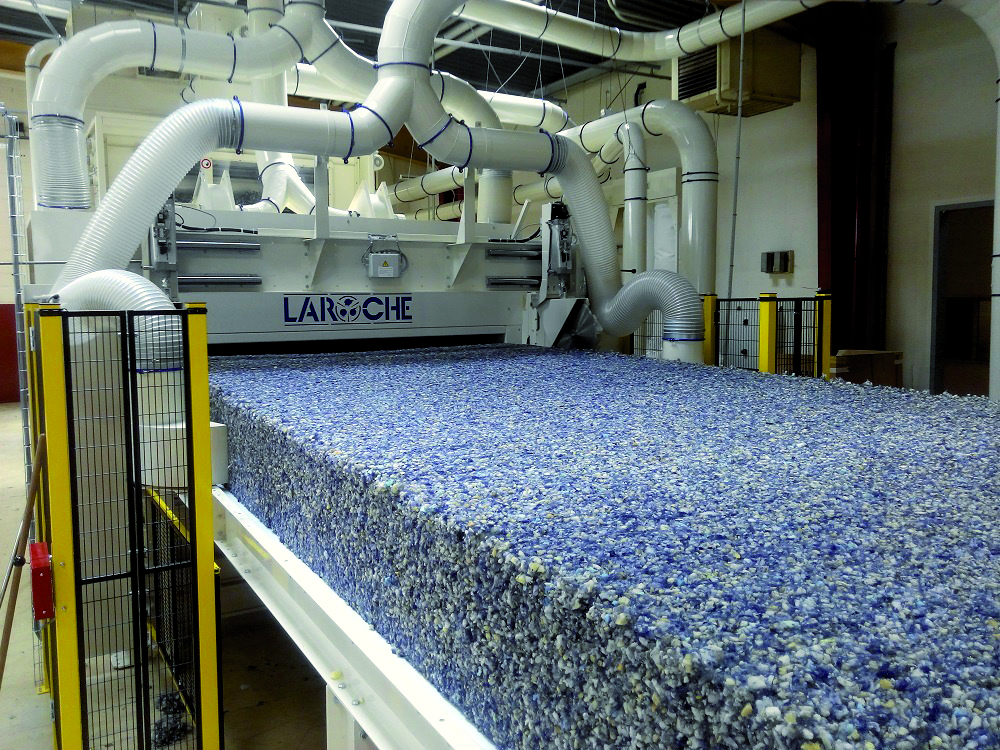 Laroche is a major player in the textile waste recycling and airlaid nonwovens field. © Laroche