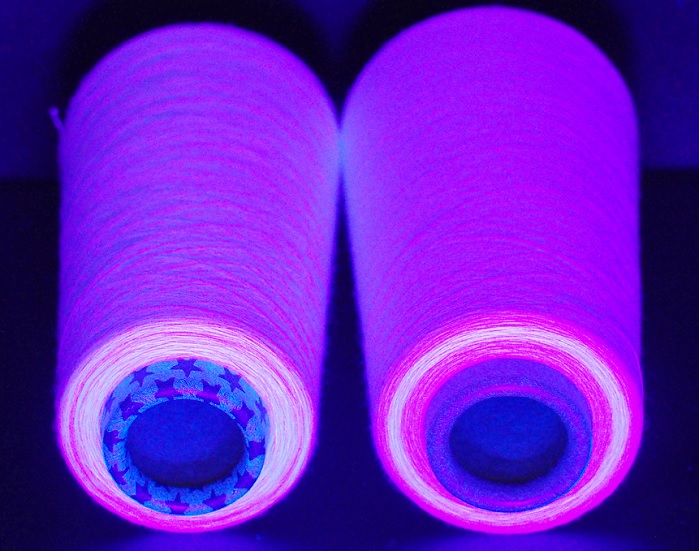As an alternative to direct visual inspection of the bobbins, the inspection can be conducted under illumination with ultraviolet light. © Loepfe 
