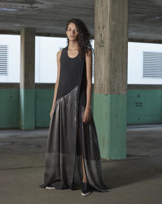 Ilaria Nistri dress made with Infinity fabrics in Bemberg and laminated silk. © Asahi Kasei