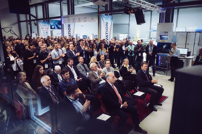 Large crowds at the welcome speech by the CEO Matthias Kluczinski. © eurolaser
