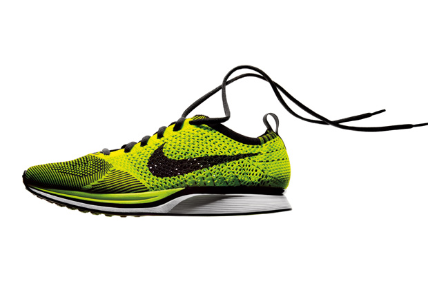 nike knit running shoes