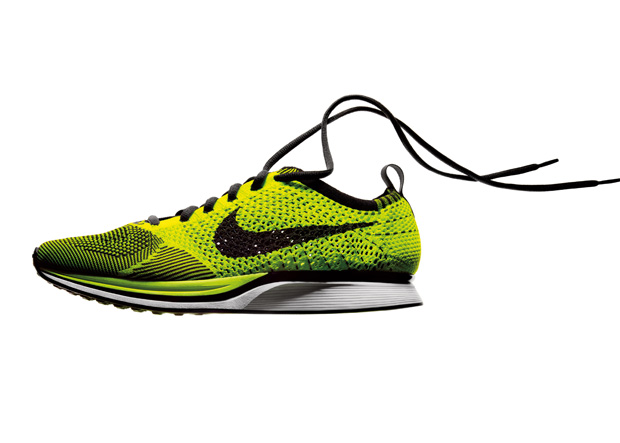 nike running knit shoes