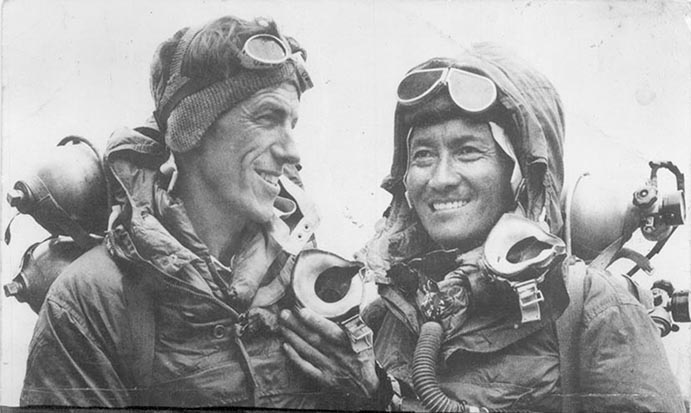 Sir Edmund Hilary and Terzing Norgay also scaled Everest in Ventile in 1953. © Ventile