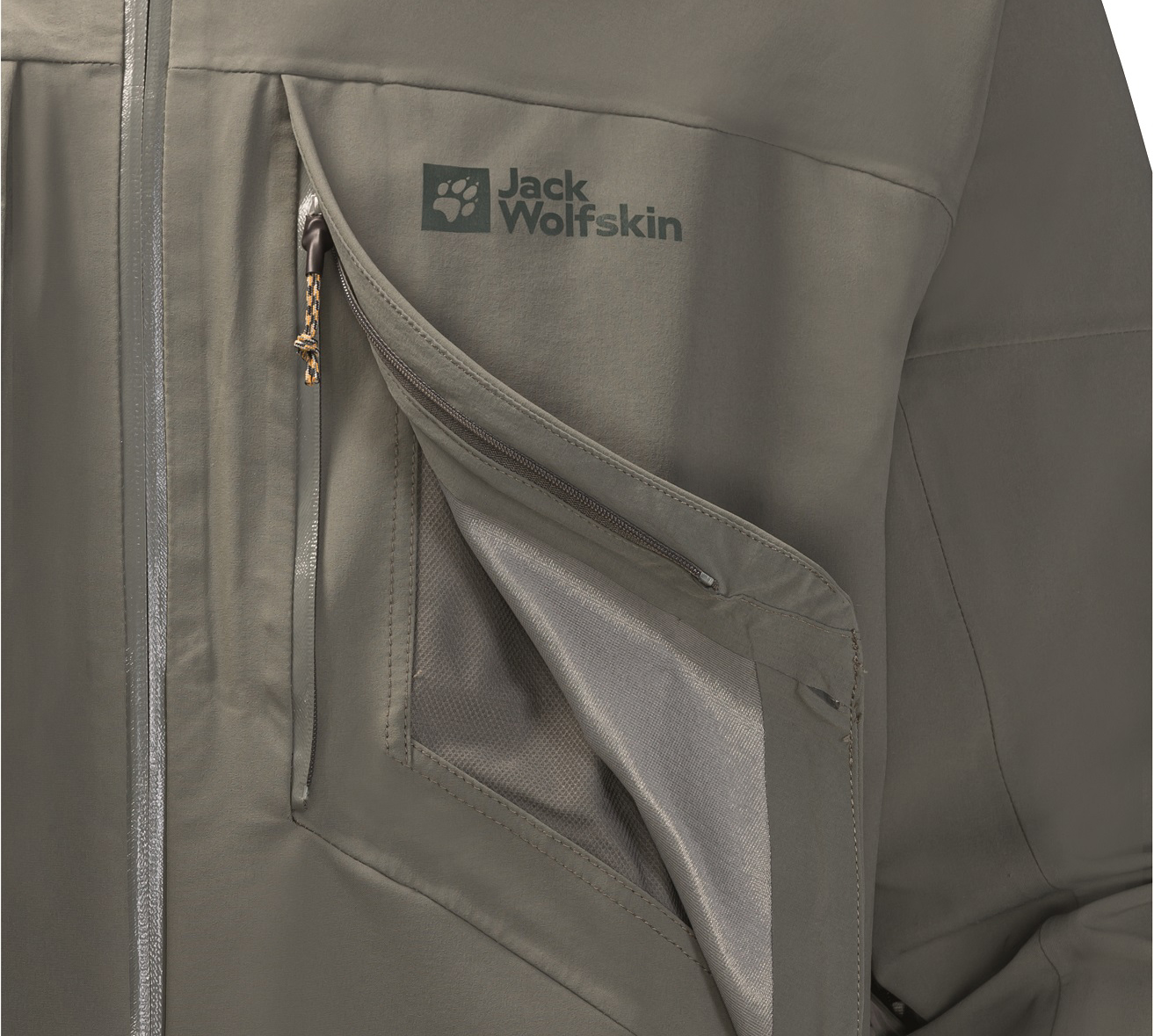 The fabric technologies are highlighted in the flagship Diskovera three-layer jacket. © Jack Wolfskin