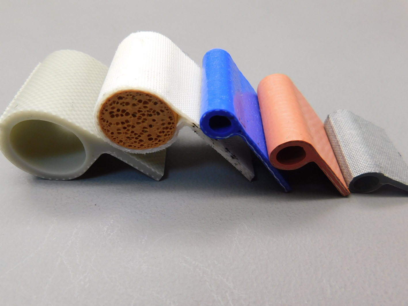 Fabrics substantially reinforce aerospace hoses and contribute to their durability. © Baltex