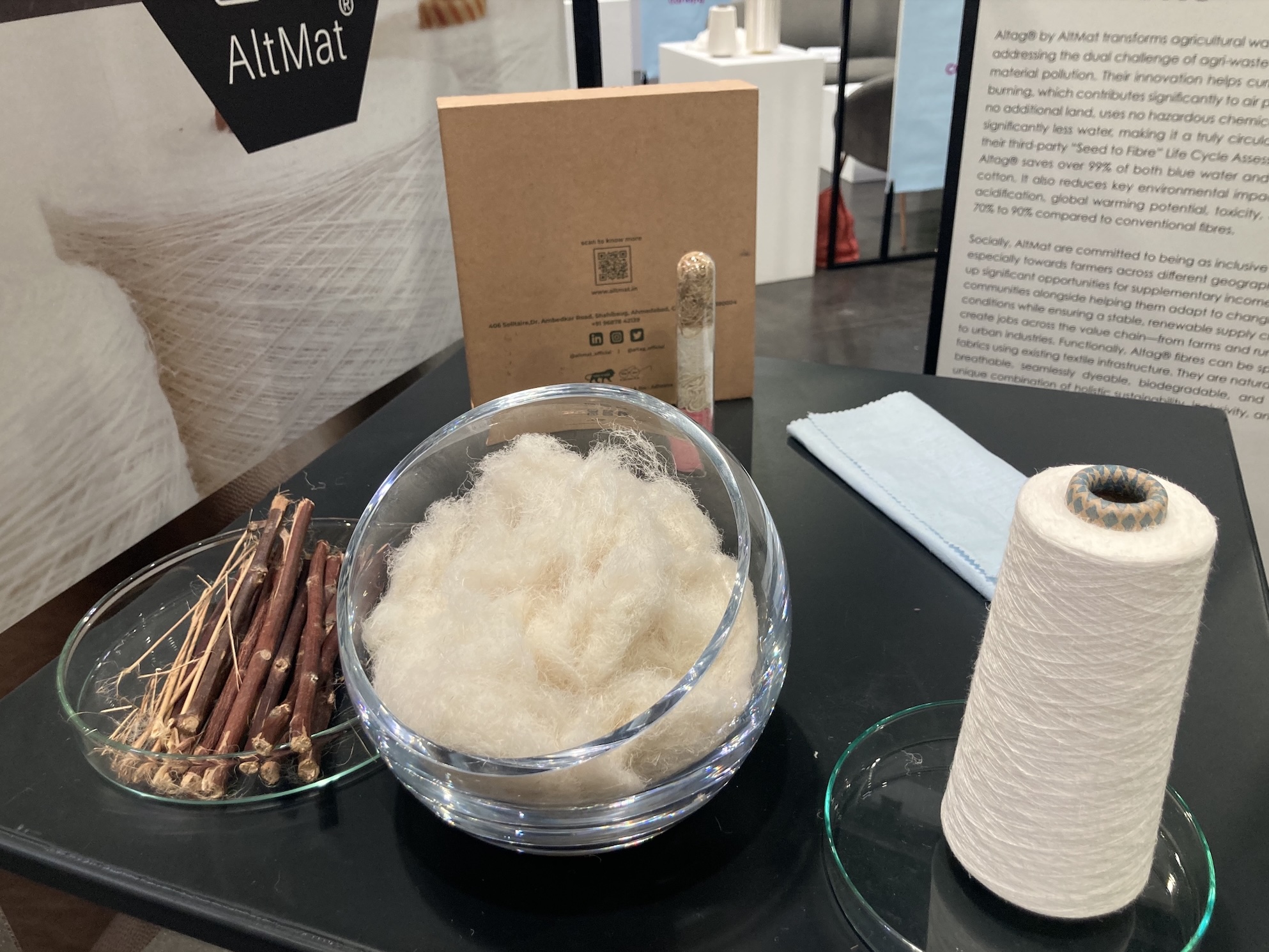 AltMat’s Altag raw material and yarn at Future Fabrics Expo 2025. © Anne Prahl