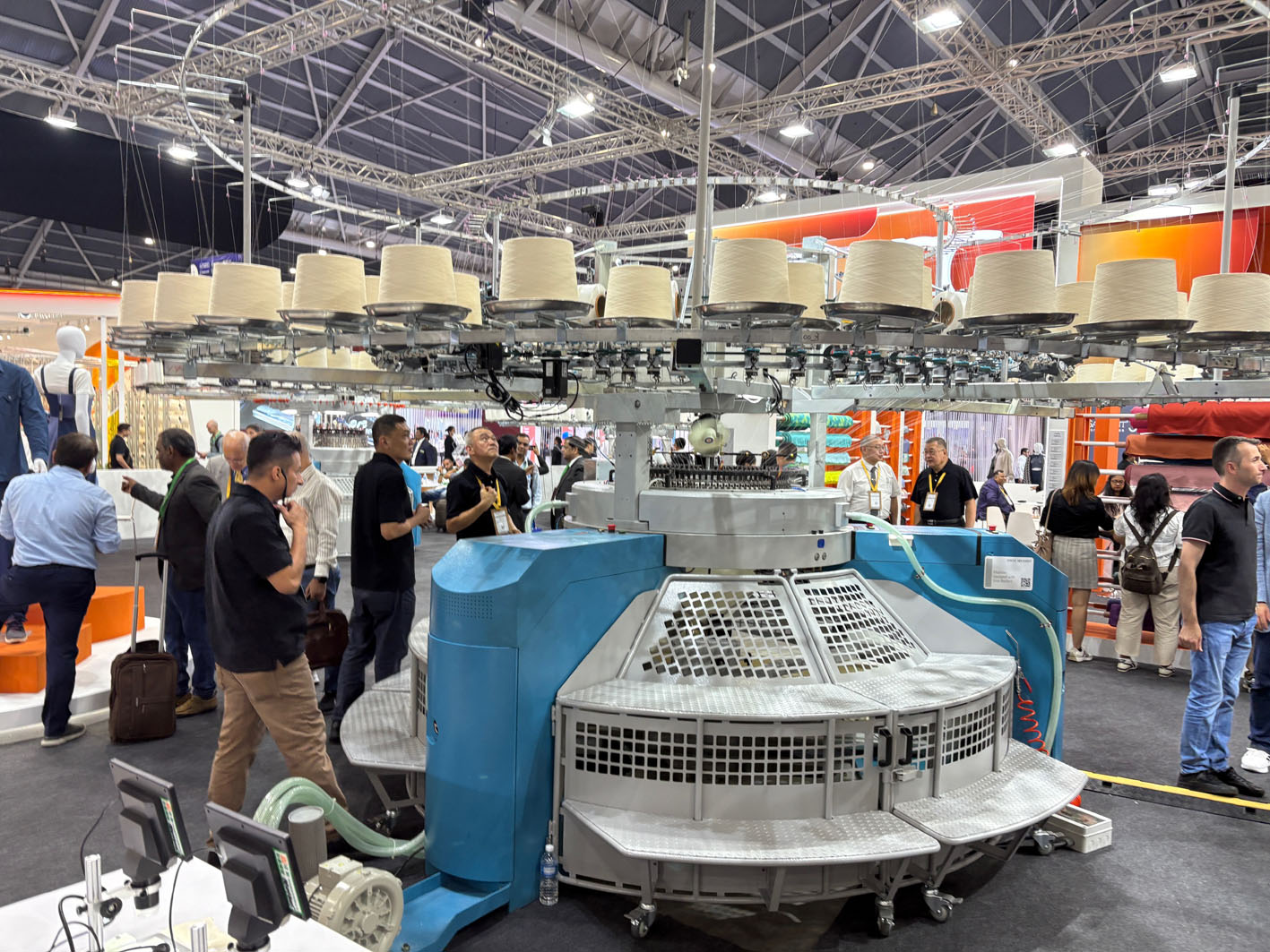 Pailung machine at the show. © A.Wilson Pailung machine at the show. © A.Wilson