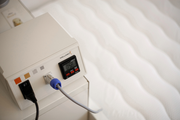 2.	The mattress is heated to 55 °C to create a climate where dust mites cannot survive. ©Hohenstein Institute 
