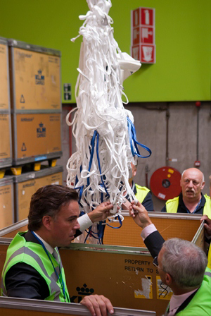 Revolutionary lightweight cargo nets made with Dyneema will slash Air France-KLM greenhouse gas emissions. © KLM