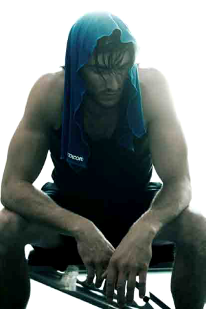 The Coolcore textiles exploit the body's own sweat to withdraw heat from the body via optimised evaporation. © Coolcore