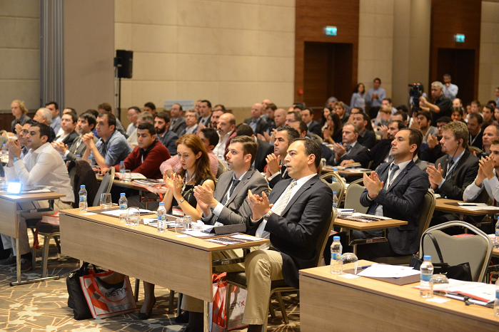 During the Composites Conference, attendees learned from industry experts about the latest proven production techniques via presentation of case studies and best practices. © METYX Composites