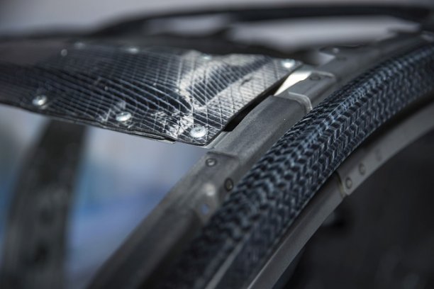 New BMW 7 series feature SGL Group s carbon fibre materials
