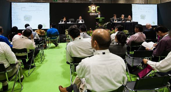 A panel of 20 speakers from 10 countries will share and exchange with delegates expected from 43 countries. © JEC Group 