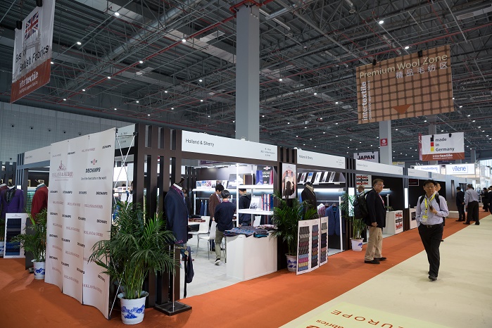 This year, the Premium Wool Zone will feature new and returning exhibitors from France, Japan, Peru, the UK and elsewhere. © Messe Frankfurt / Intertextile Shanghai Apparel Fabrics