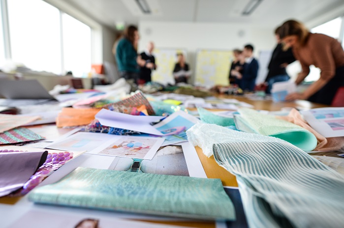 The colourful fabrics and varied designs by well-known designers and young talent were very popular. © Messe Frankfurt Exhibition GmbH / Pietro Sutera