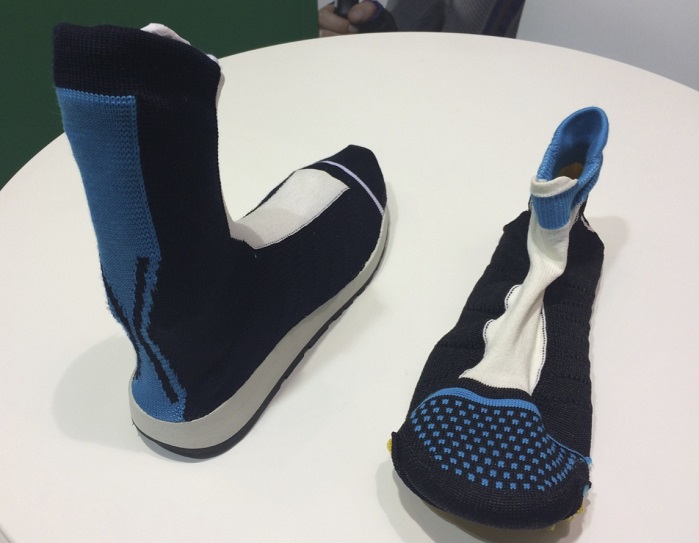 3D knitted footwear utilising Santoni Mecmor technology at ISPO 2018. © Anne Prahl