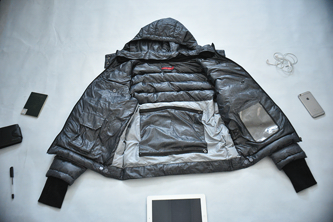Feature-filled jacket for techies and travellers